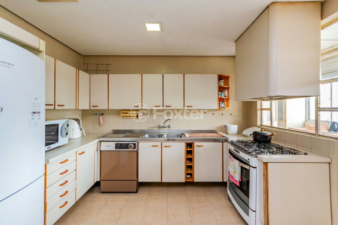 Apartamento à venda com 3 quartos, 226m² - Foto 49