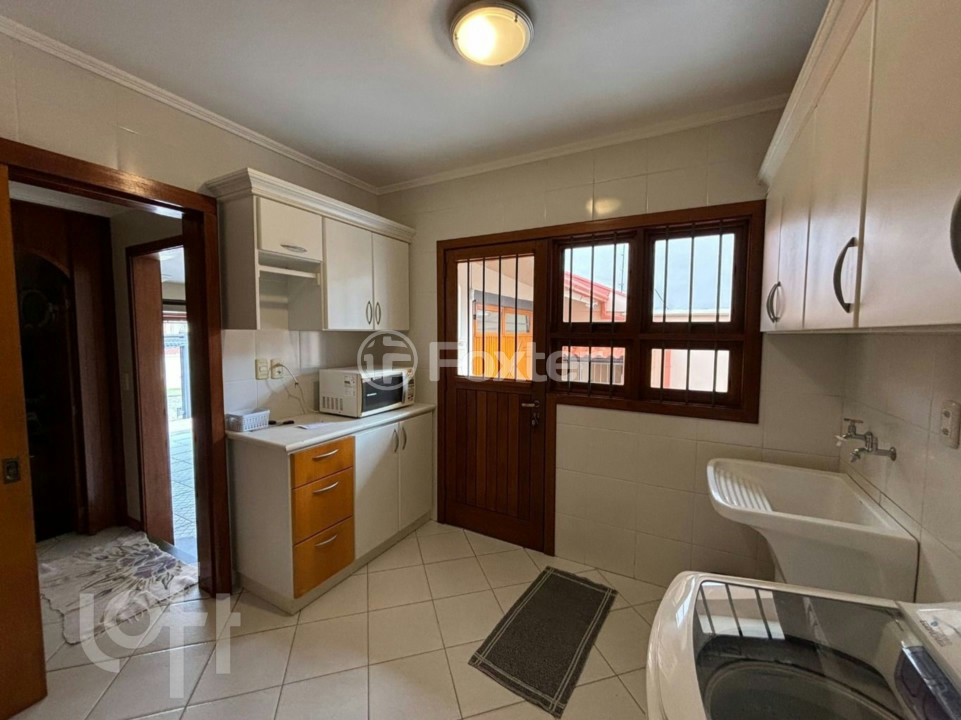Casa à venda com 4 quartos, 297m² - Foto 12