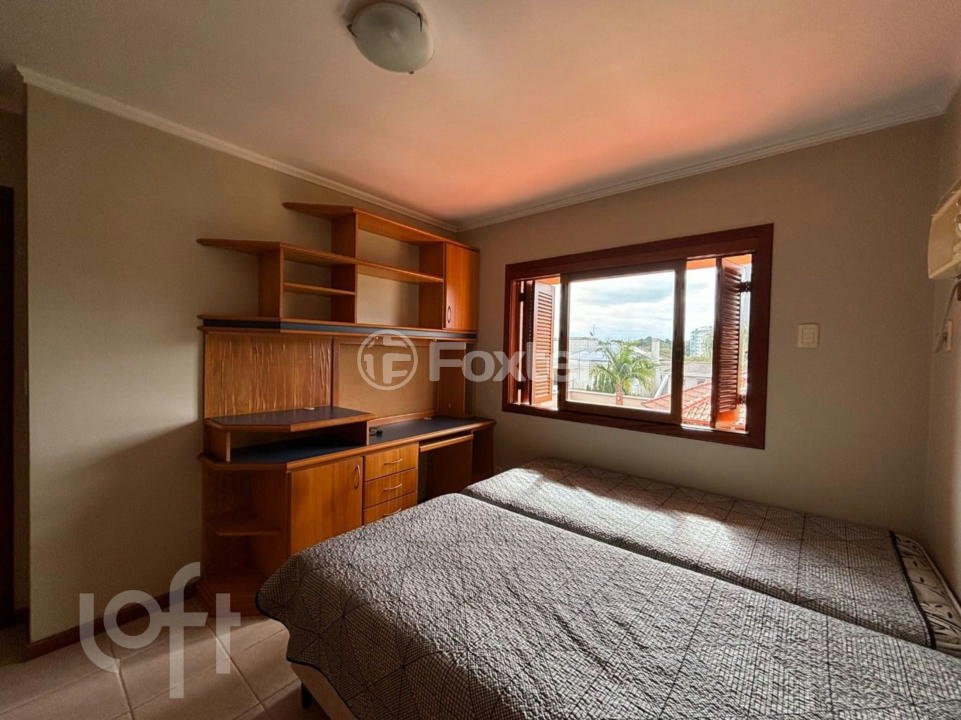 Casa à venda com 4 quartos, 297m² - Foto 29