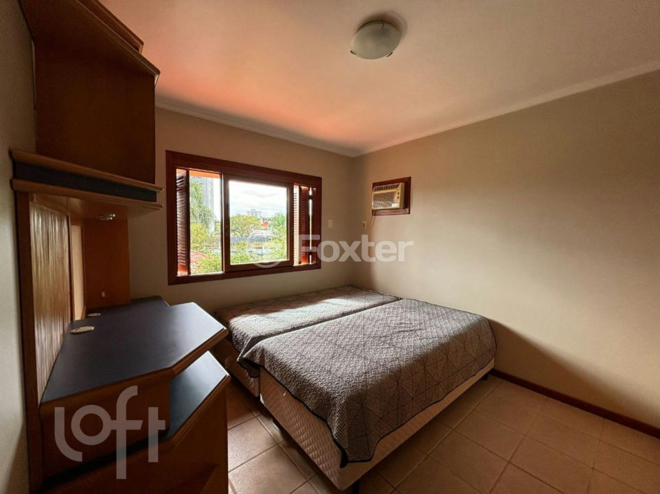 Casa à venda com 4 quartos, 297m² - Foto 28