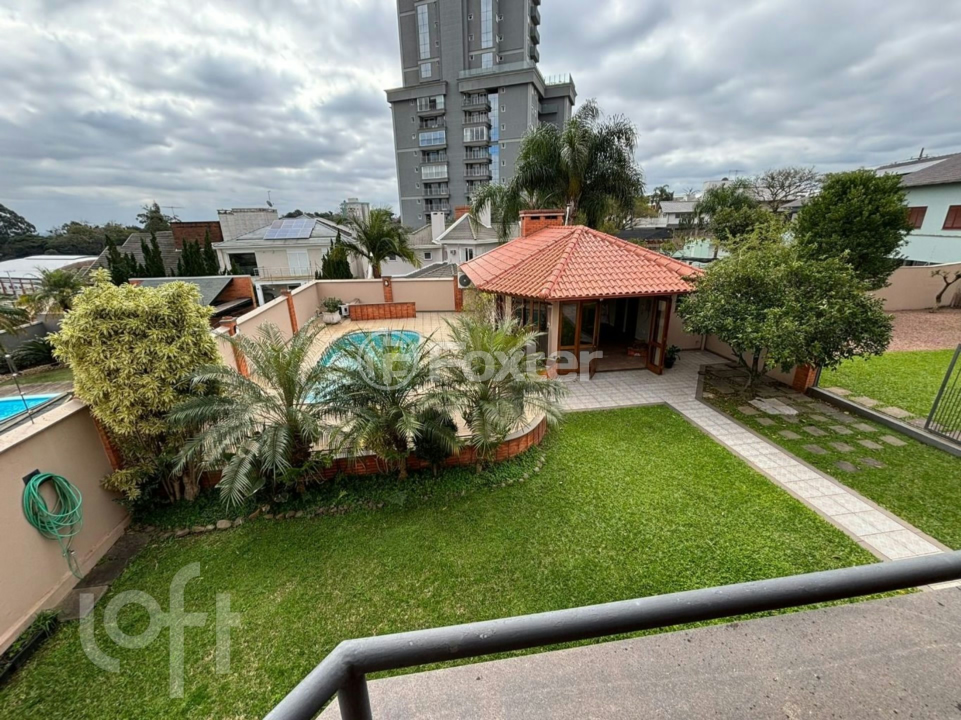Casa à venda com 4 quartos, 297m² - Foto 42