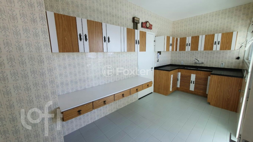 Apartamento à venda com 4 quartos, 167m² - Foto 10