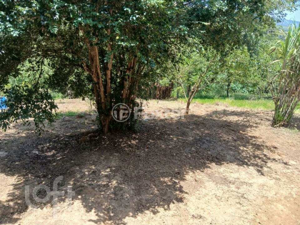 Casa à venda com 2 quartos, 200m² - Foto 14