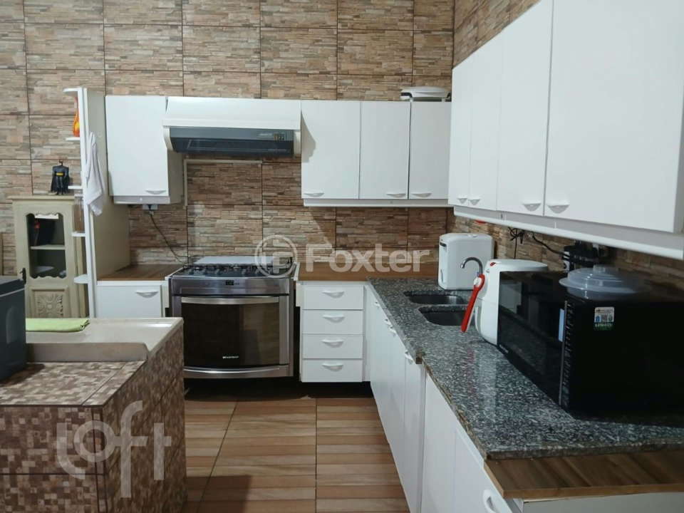 Casa à venda com 2 quartos, 200m² - Foto 3