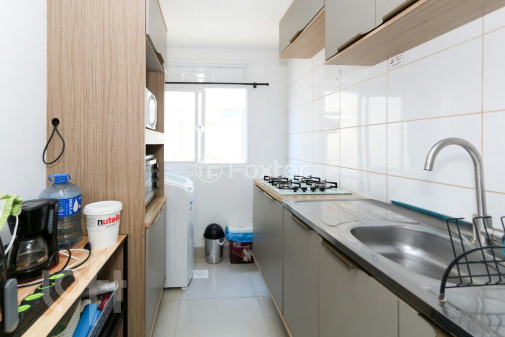 Apartamento à venda com 2 quartos, 44m² - Foto 2