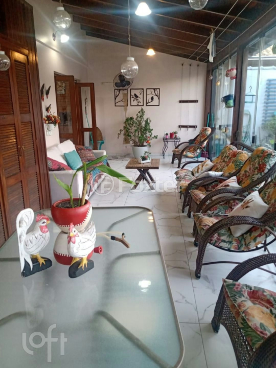 Casa à venda com 4 quartos, 234m² - Foto 15