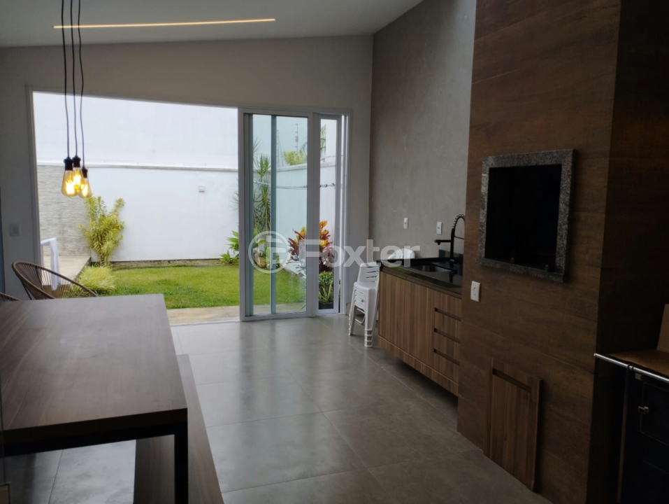 Casa à venda com 3 quartos, 140m² - Foto 8