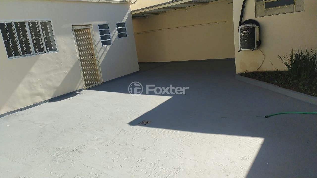 Casa à venda com 3 quartos, 250m² - Foto 12