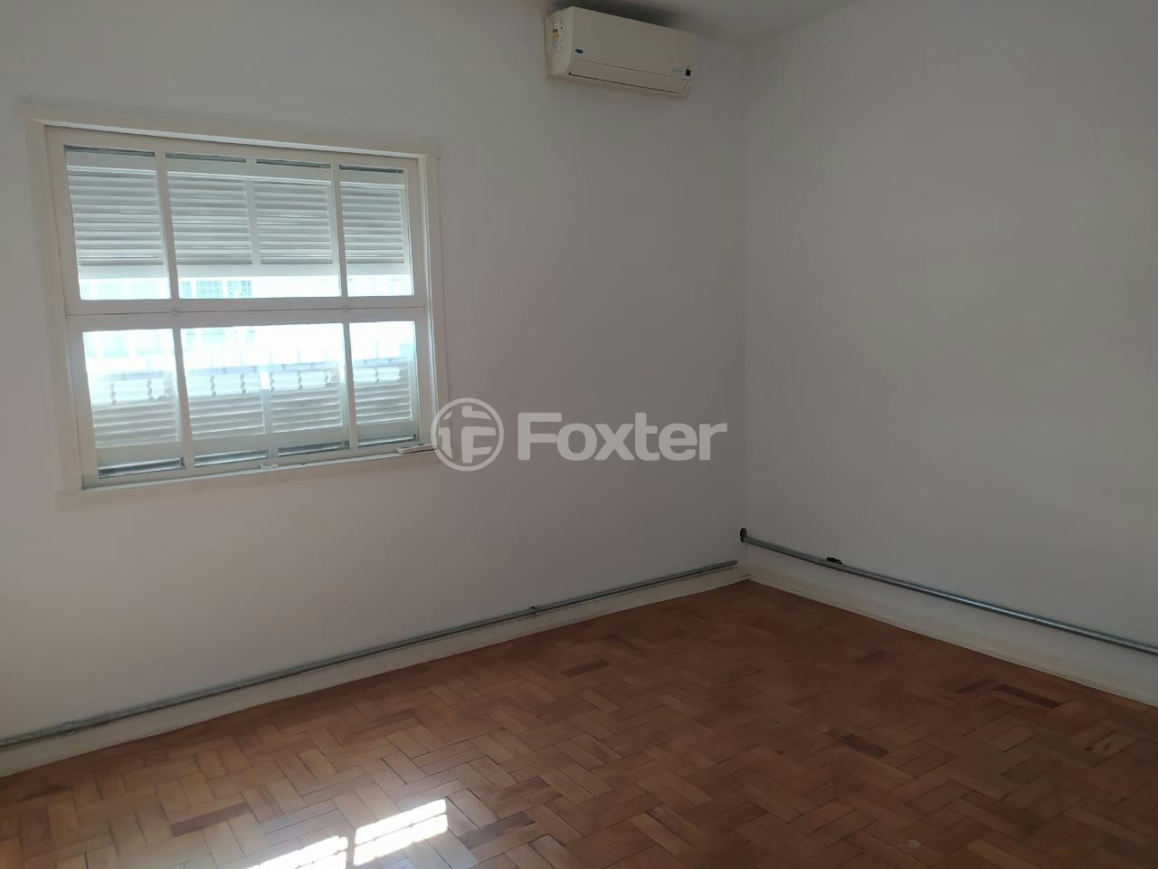 Casa à venda com 3 quartos, 250m² - Foto 7