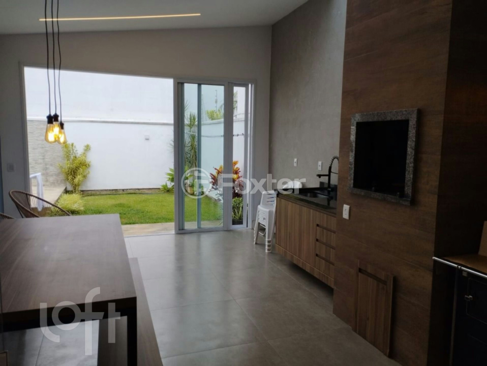 Casa à venda com 3 quartos, 140m² - Foto 7