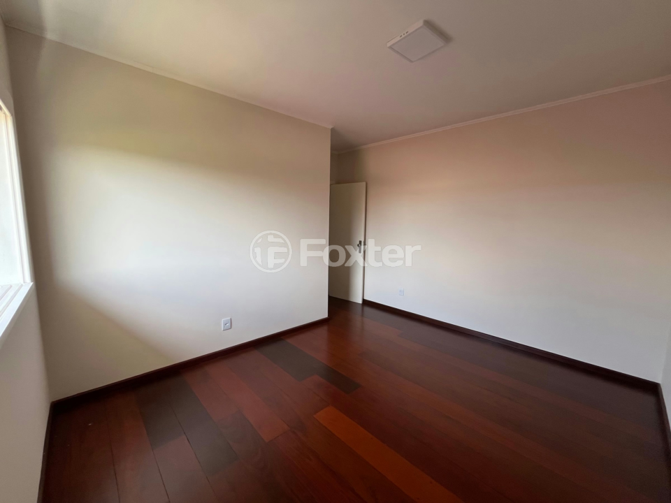 Casa à venda com 4 quartos, 206m² - Foto 17