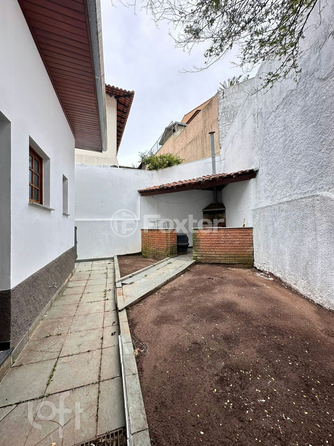 Casa à venda com 5 quartos, 300m² - Foto 26