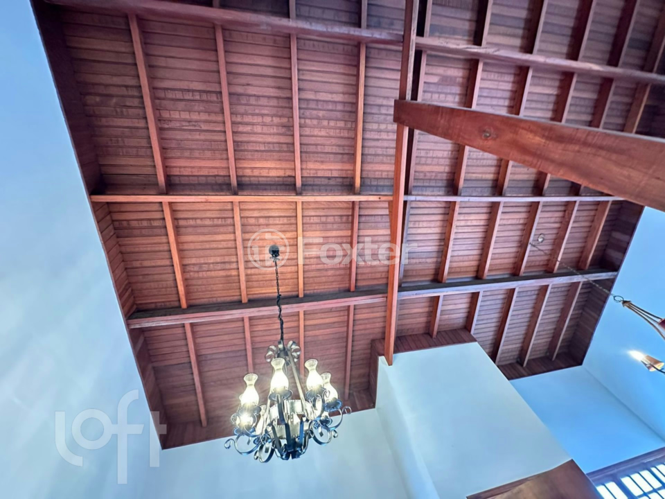 Casa à venda com 5 quartos, 300m² - Foto 22