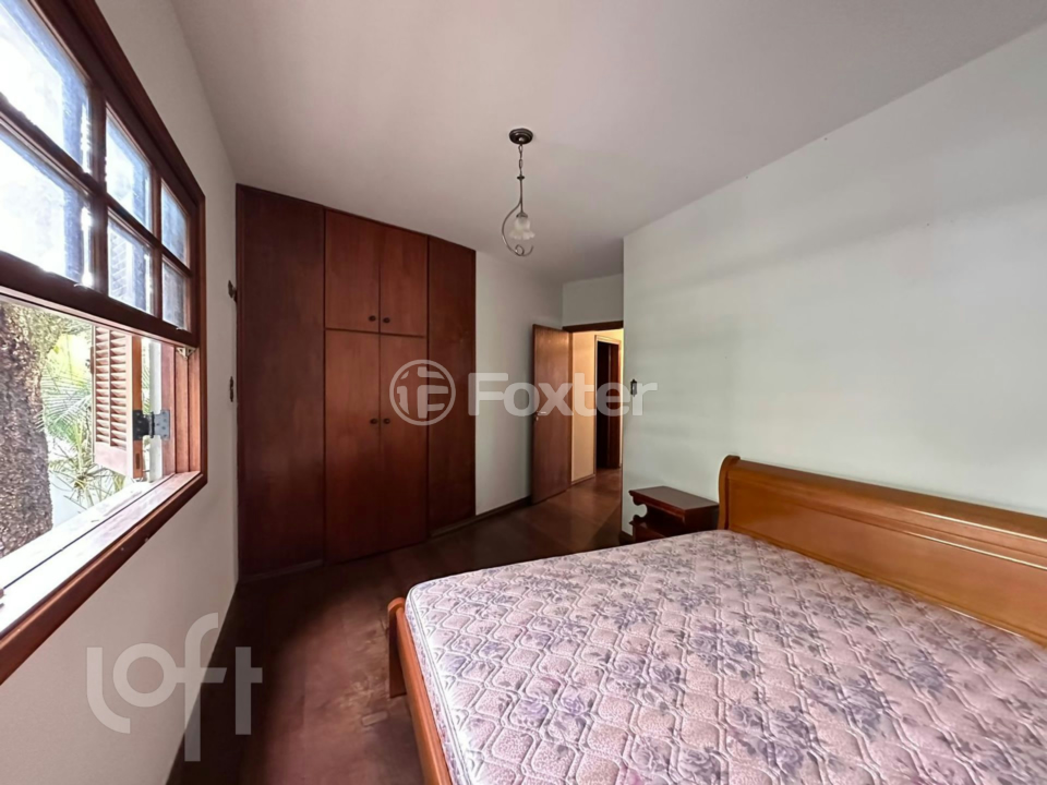 Casa à venda com 5 quartos, 300m² - Foto 11