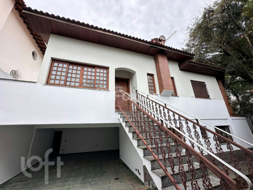 Casa à venda com 5 quartos, 300m² - Foto 32
