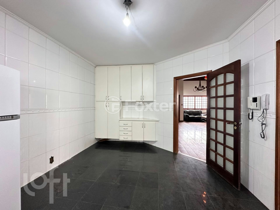 Casa à venda com 5 quartos, 300m² - Foto 7
