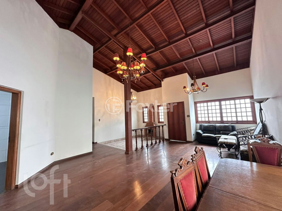Casa à venda com 5 quartos, 300m² - Foto 40