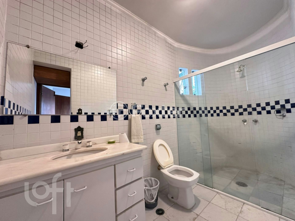 Casa à venda com 5 quartos, 300m² - Foto 18