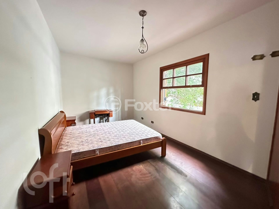 Casa à venda com 5 quartos, 300m² - Foto 10