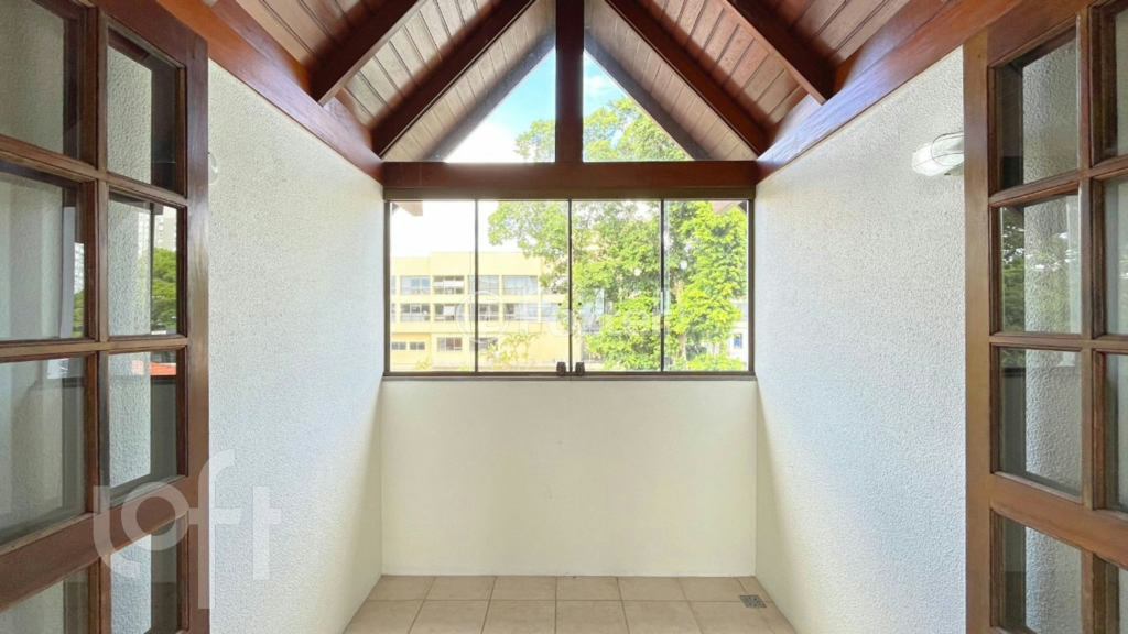 Casa de Condomínio à venda com 3 quartos, 224m² - Foto 45