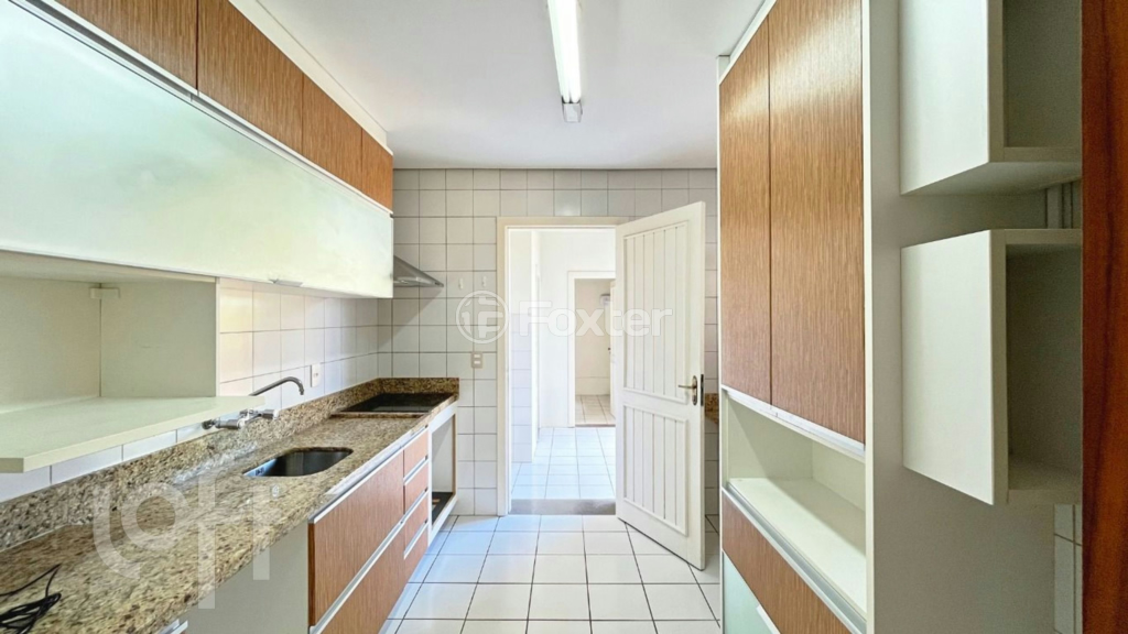 Casa de Condomínio à venda com 3 quartos, 224m² - Foto 10