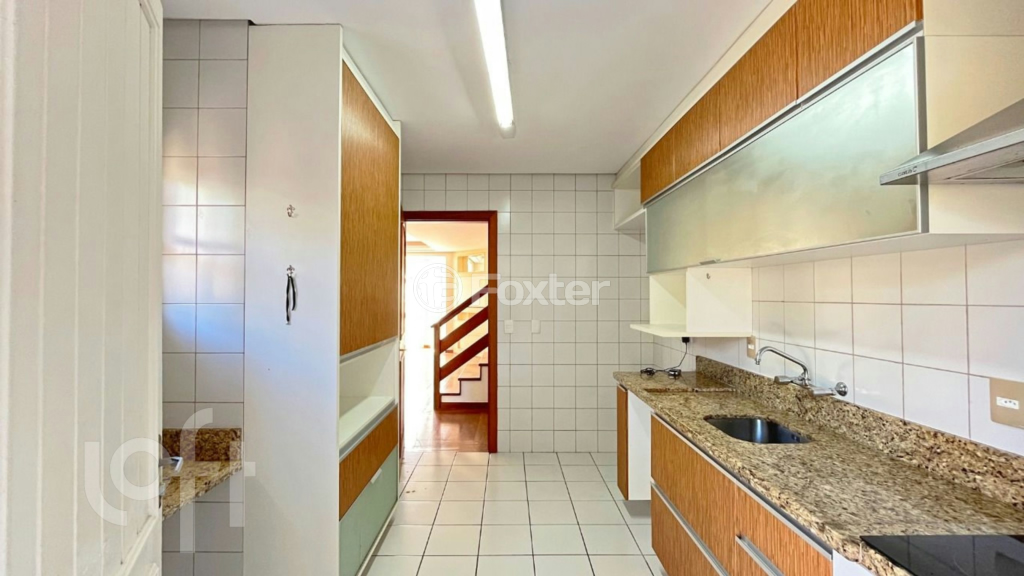 Casa de Condomínio à venda com 3 quartos, 224m² - Foto 11