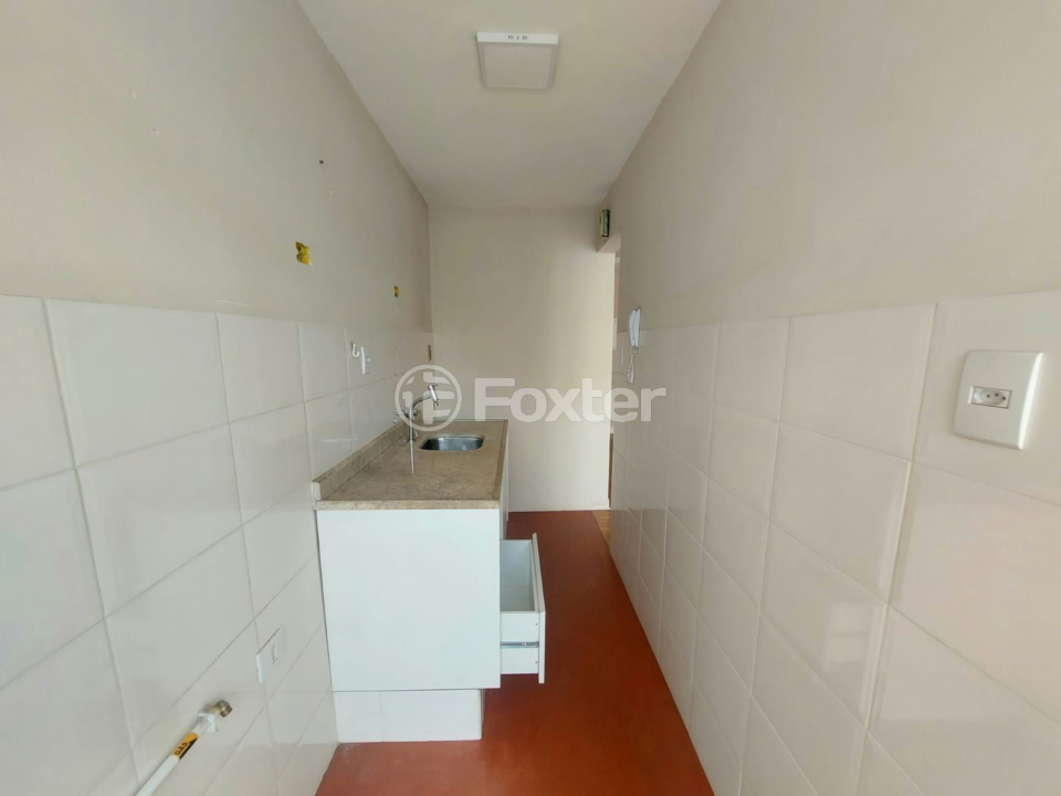 Apartamento à venda com 1 quarto, 60m² - Foto 4