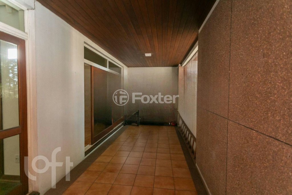 Apartamento à venda com 3 quartos, 233m² - Foto 37
