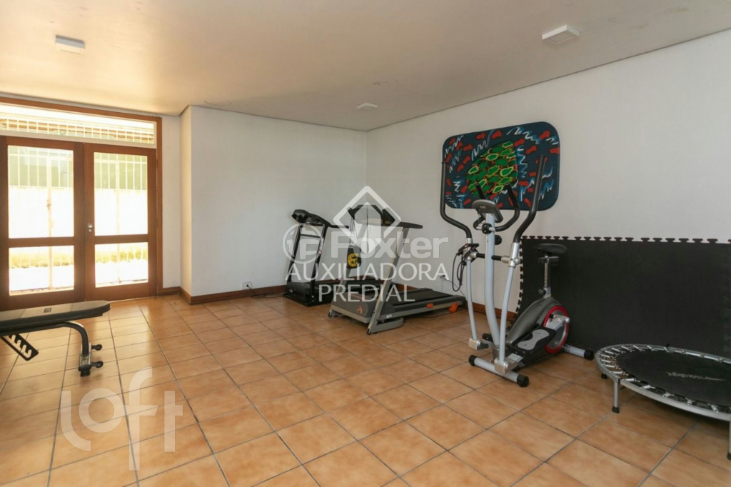 Apartamento à venda com 3 quartos, 233m² - Foto 36