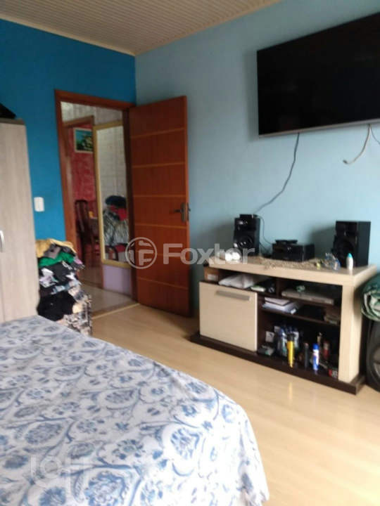 Casa à venda com 3 quartos, 238m² - Foto 3
