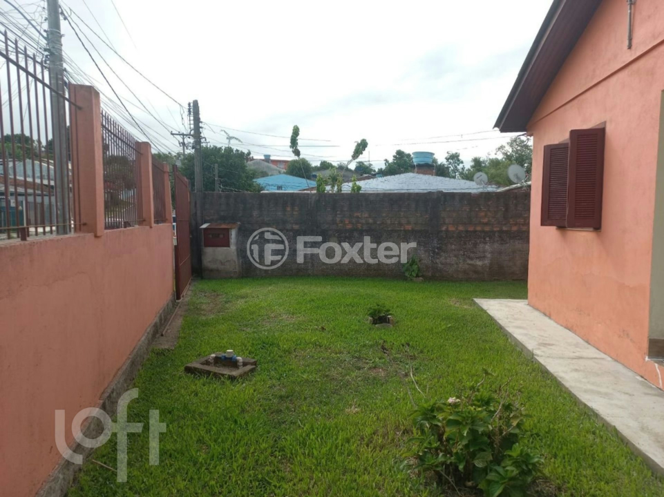 Casa à venda com 2 quartos, 70m² - Foto 1