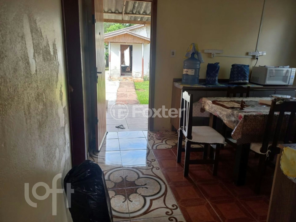 Casa à venda com 2 quartos, 70m² - Foto 5