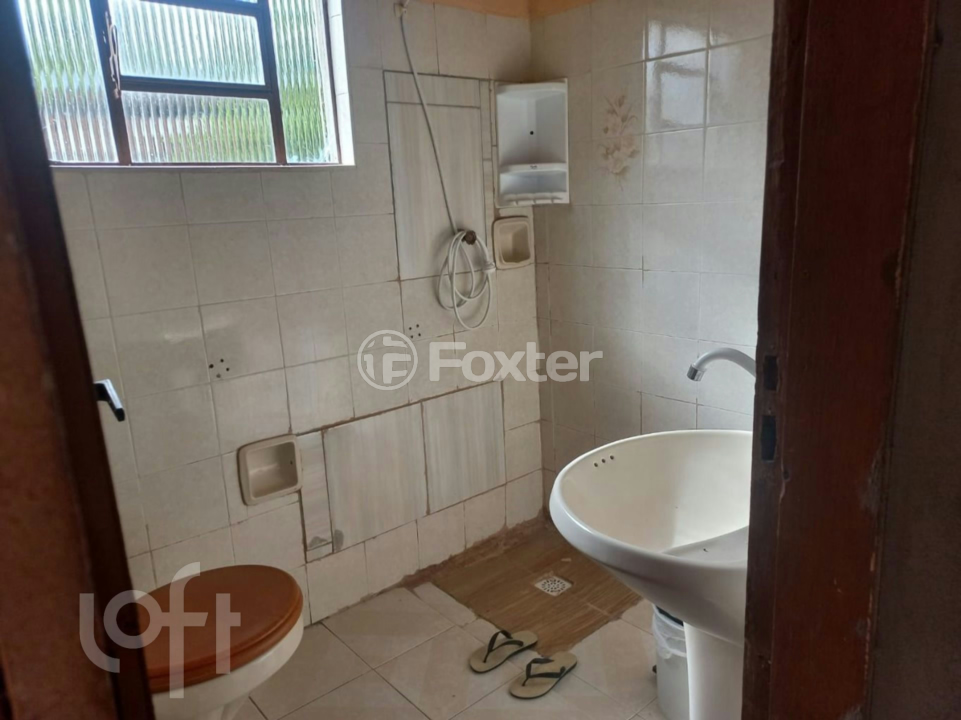 Casa à venda com 2 quartos, 70m² - Foto 14