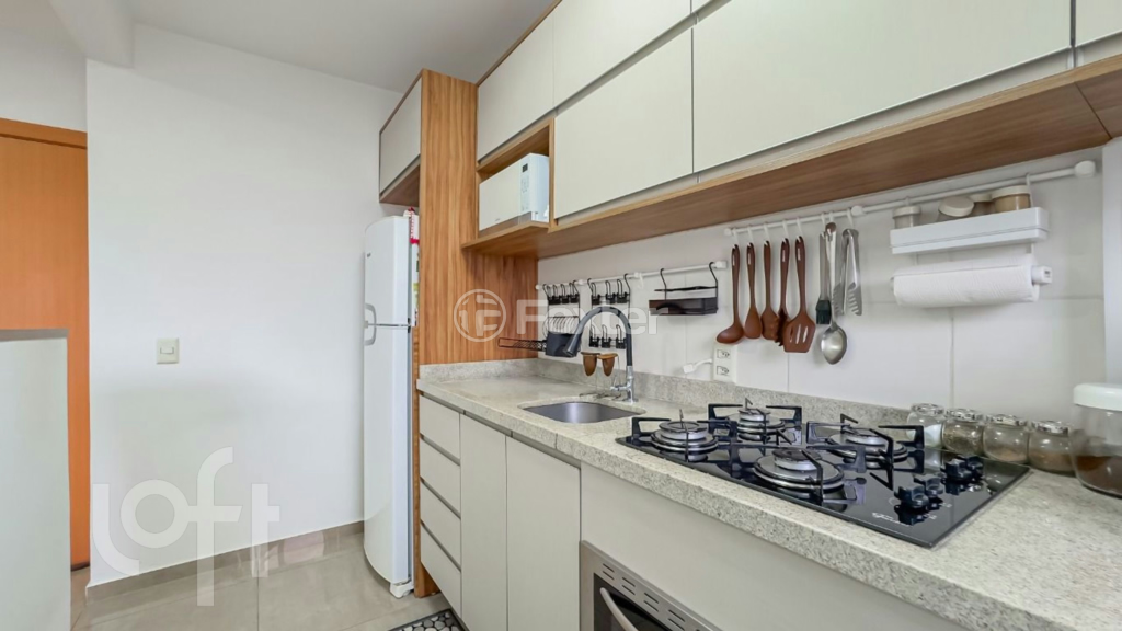 Apartamento à venda com 2 quartos, 44m² - Foto 6