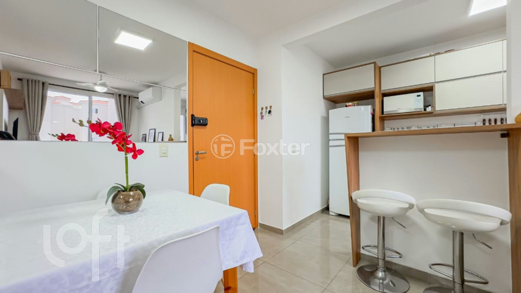 Apartamento à venda com 2 quartos, 44m² - Foto 8