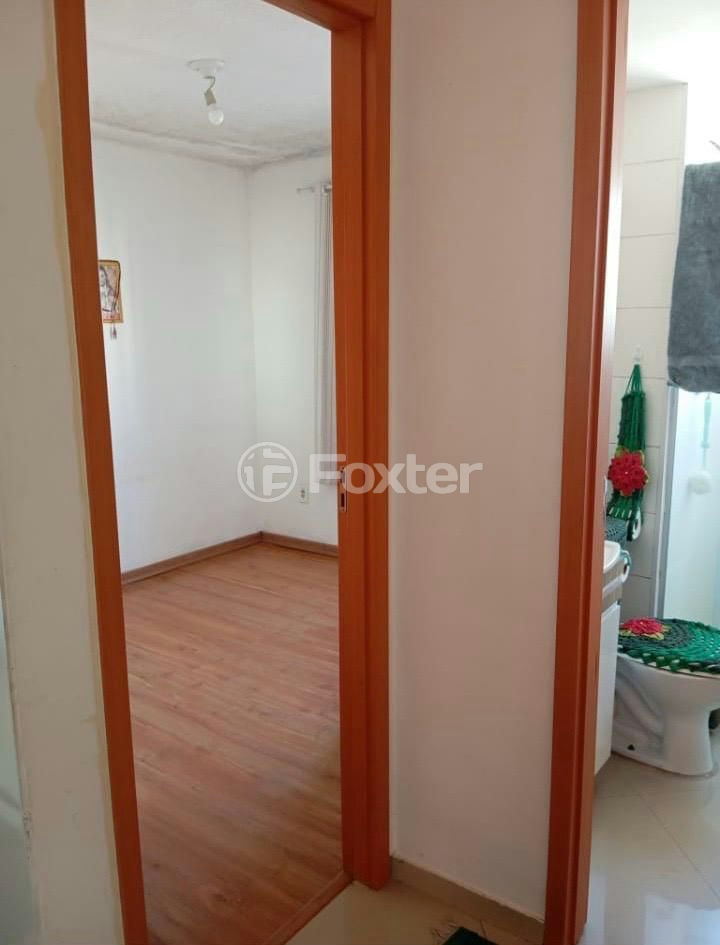 Apartamento à venda com 2 quartos, 42m² - Foto 3