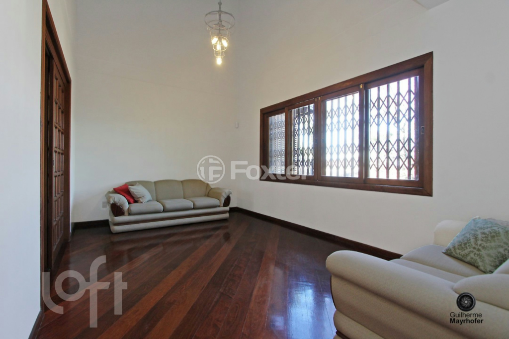 Casa à venda com 3 quartos, 285m² - Foto 4