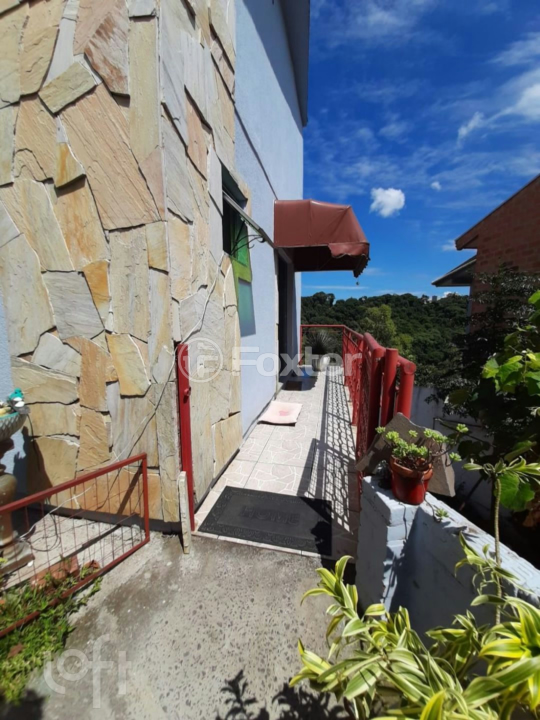Casa à venda com 2 quartos, 100m² - Foto 14