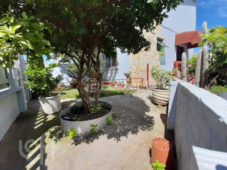 Casa à venda com 2 quartos, 100m² - Foto 11
