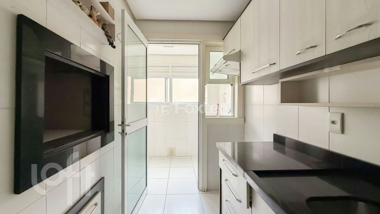 Apartamento à venda com 2 quartos, 77m² - Foto 3