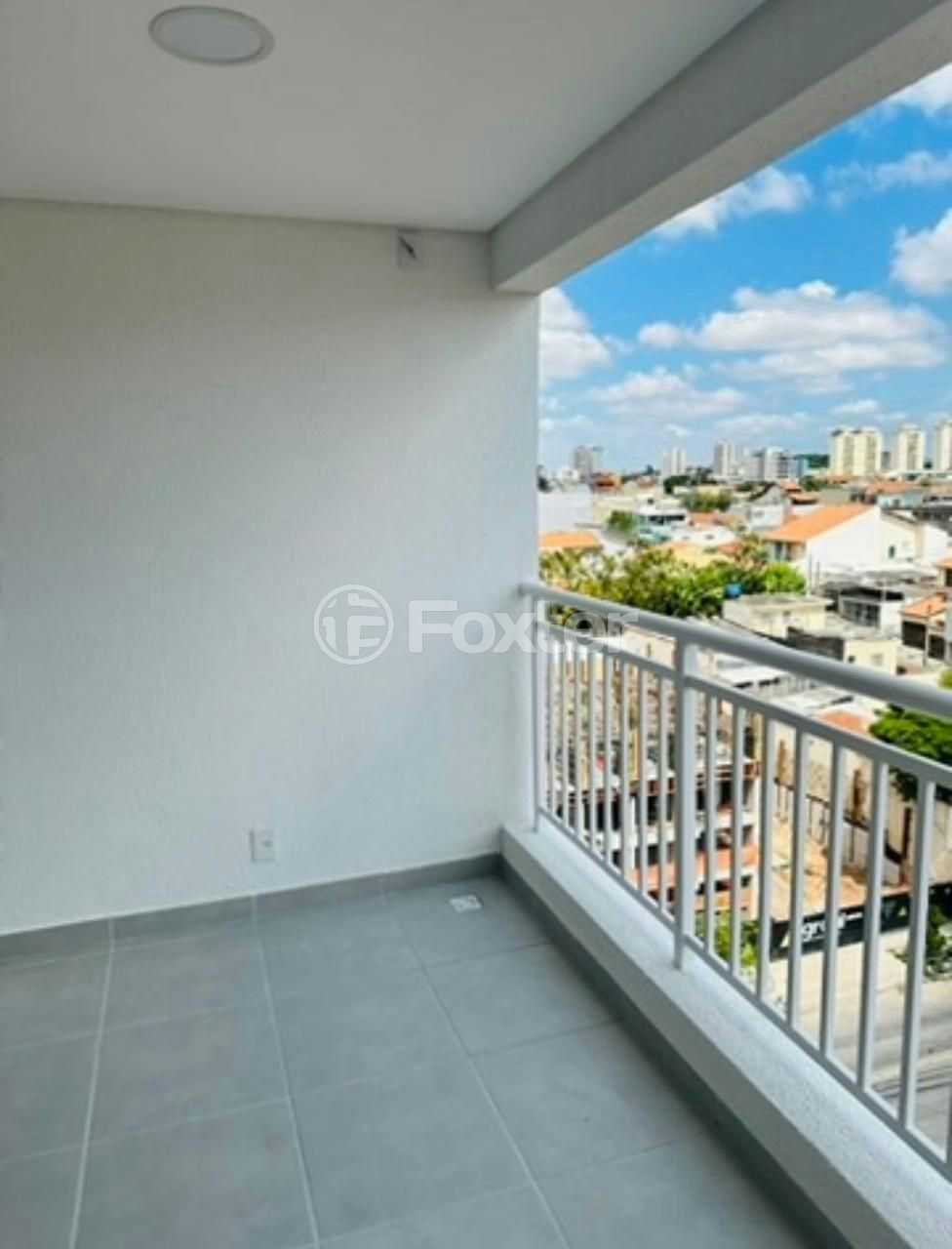 Apartamento à venda com 2 quartos, 65m² - Foto 4