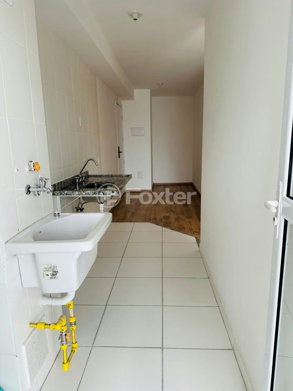 Apartamento à venda com 2 quartos, 65m² - Foto 8