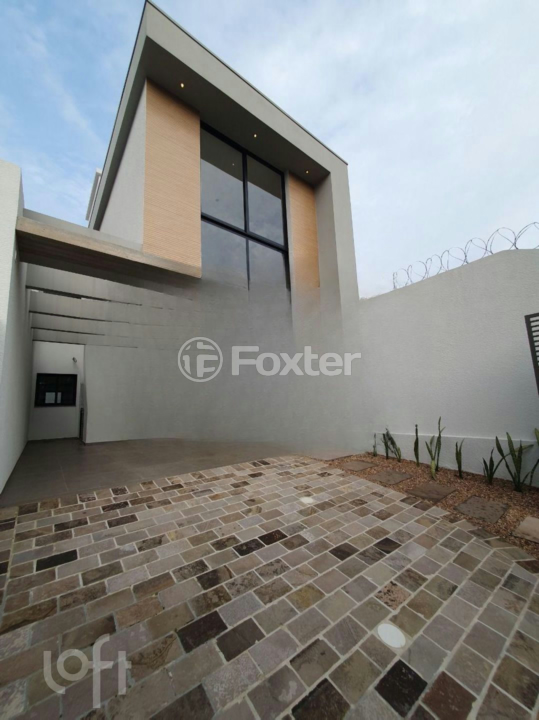 Casa à venda com 3 quartos, 163m² - Foto 2