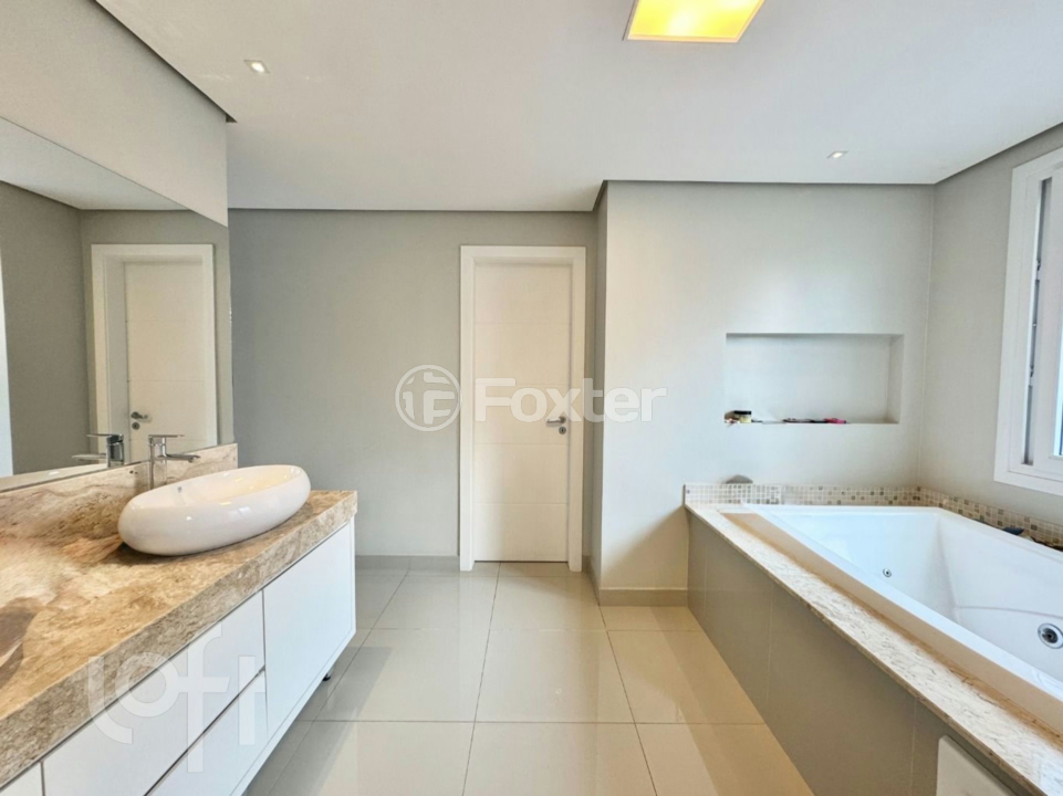 Casa à venda com 4 quartos, 334m² - Foto 26