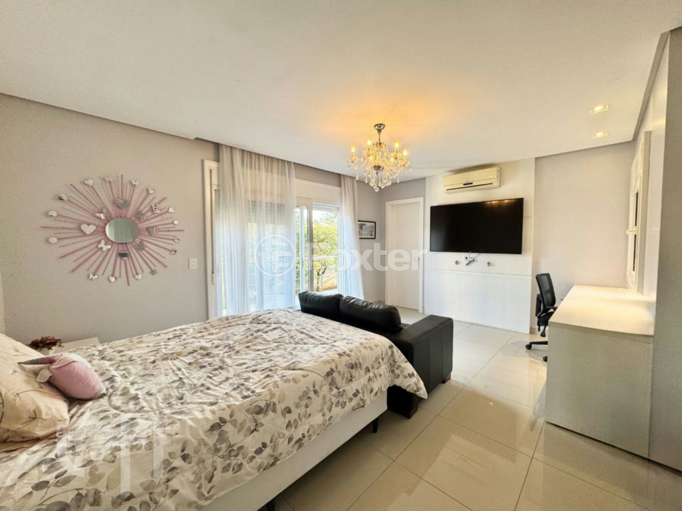 Casa à venda com 4 quartos, 334m² - Foto 35