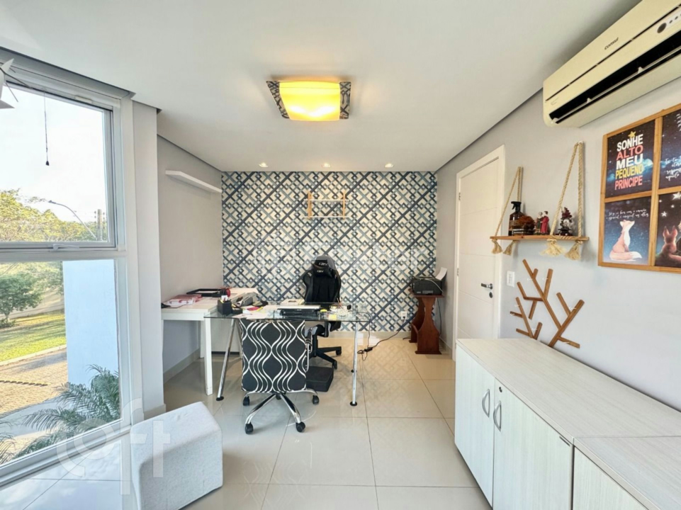Casa à venda com 4 quartos, 334m² - Foto 45