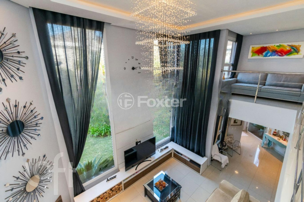Casa à venda com 4 quartos, 334m² - Foto 4