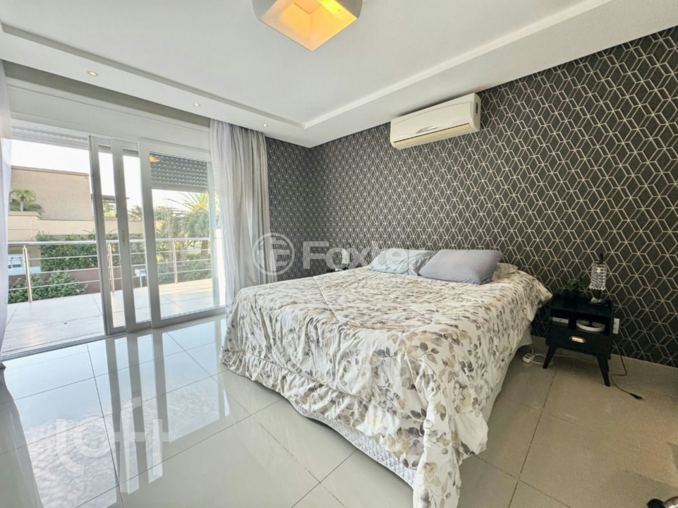 Casa à venda com 4 quartos, 334m² - Foto 24