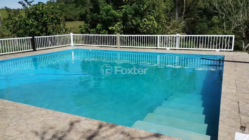Fazenda à venda com 5 quartos, 230m² - Foto 25