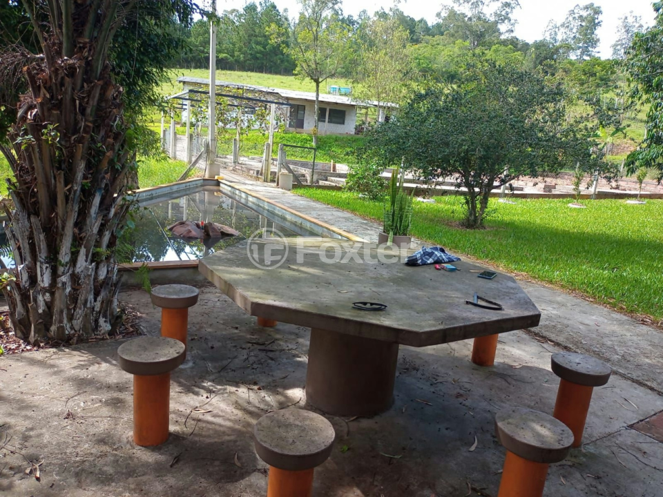 Fazenda à venda com 5 quartos, 230m² - Foto 30